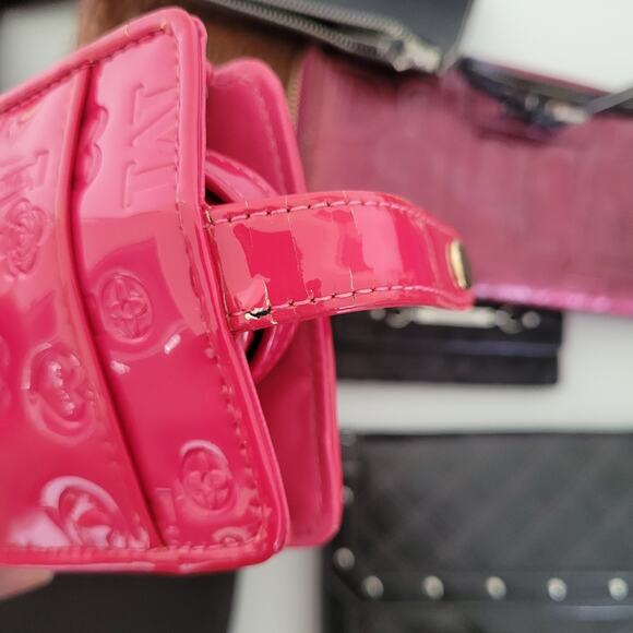 Bundle Huge lot 20+ Wallets Faux leather Vintage Fair To Excellent - Picture 6 of 7